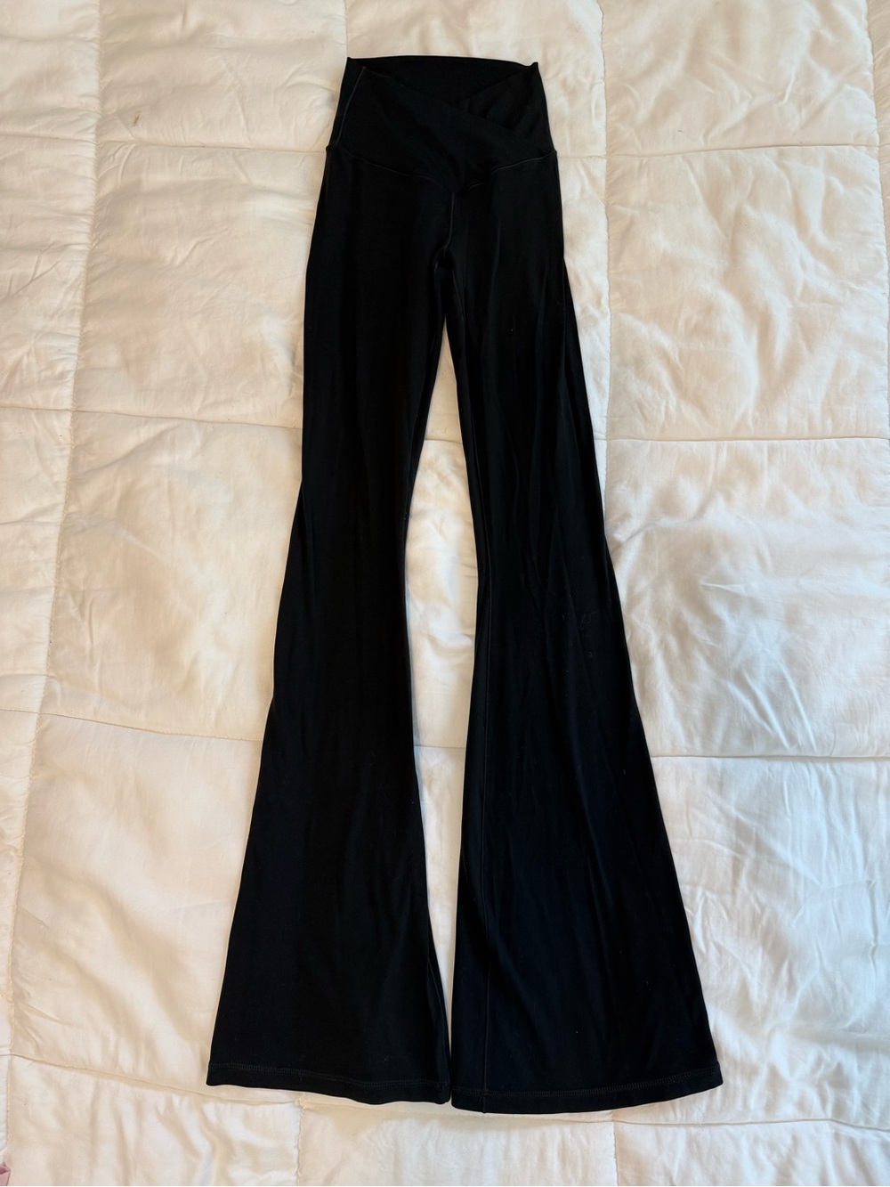 Aerie Offline Black High-Waist Flared Yoga Pants XS